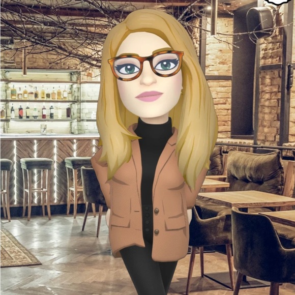 Meet your Posher, Allison - Picture 1 of 1